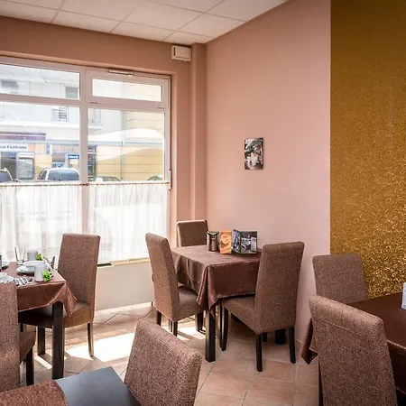 בית הארחה Centrum Apartman